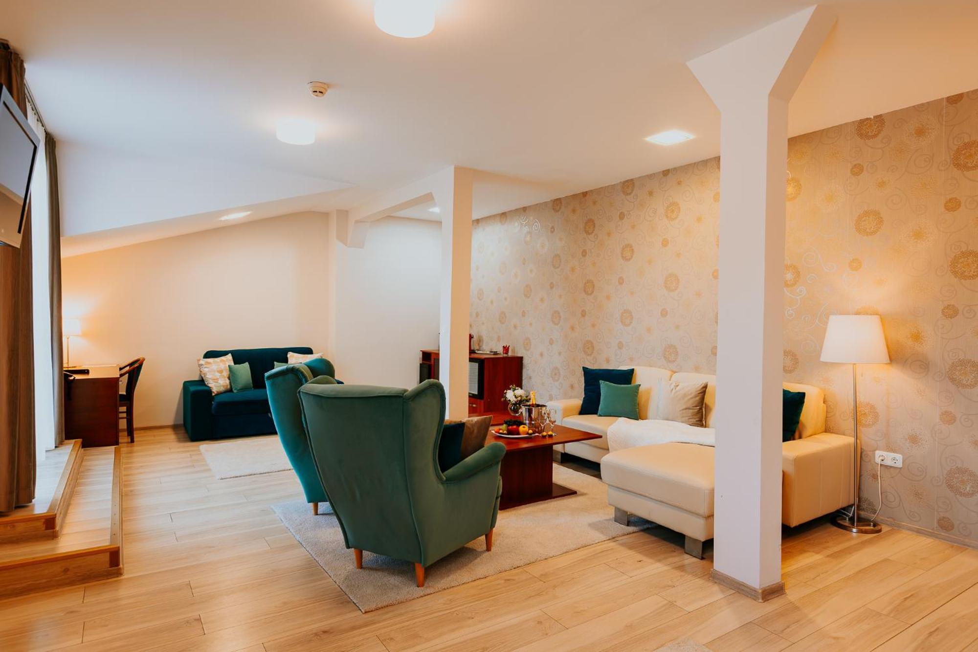 ביילה טושנד Hotel O3Zone מראה חיצוני תמונה
